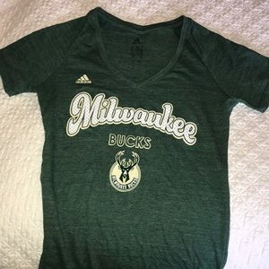 NWOT MKE BUCKS TEE